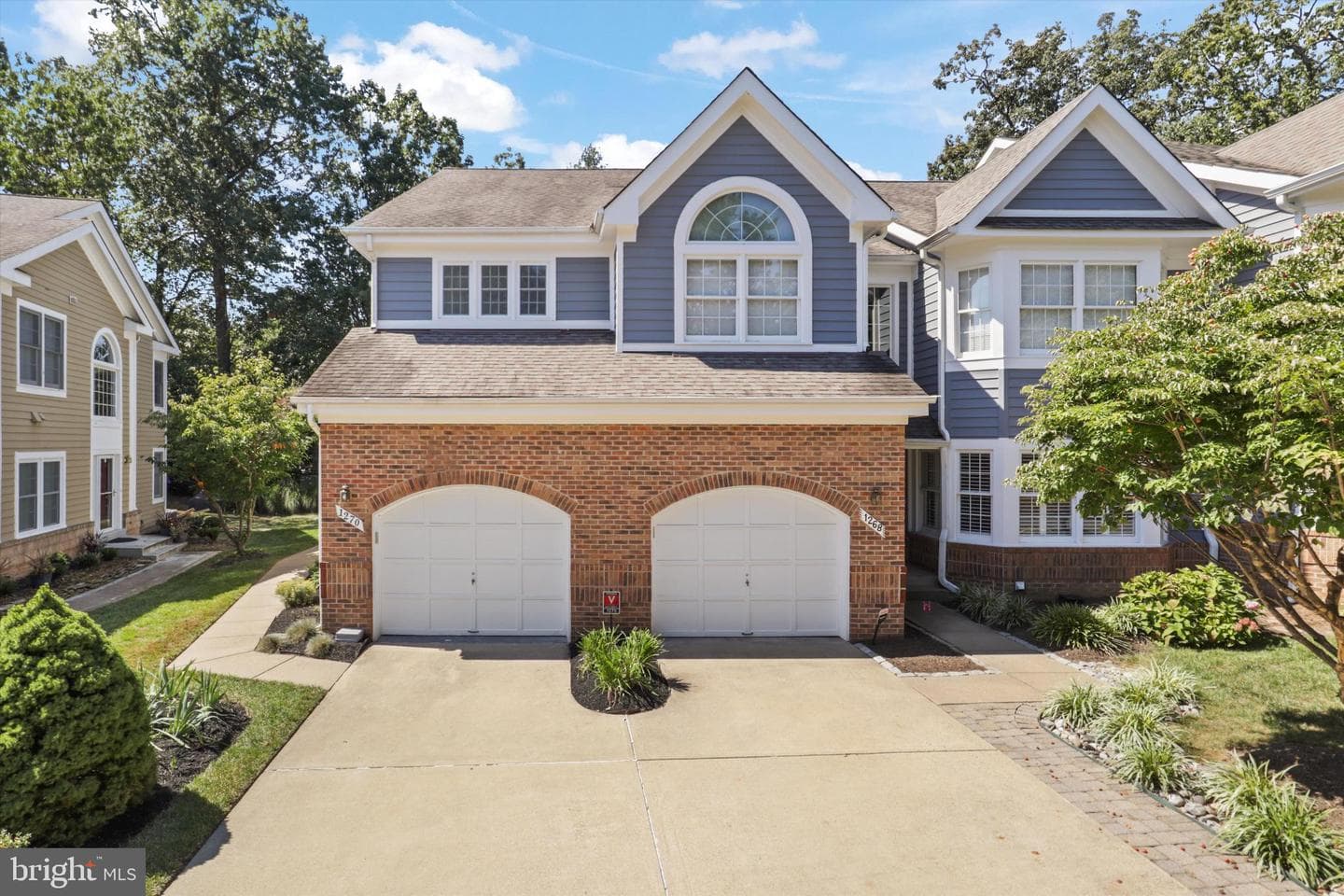 1270 Woodbrook Court photo 2
