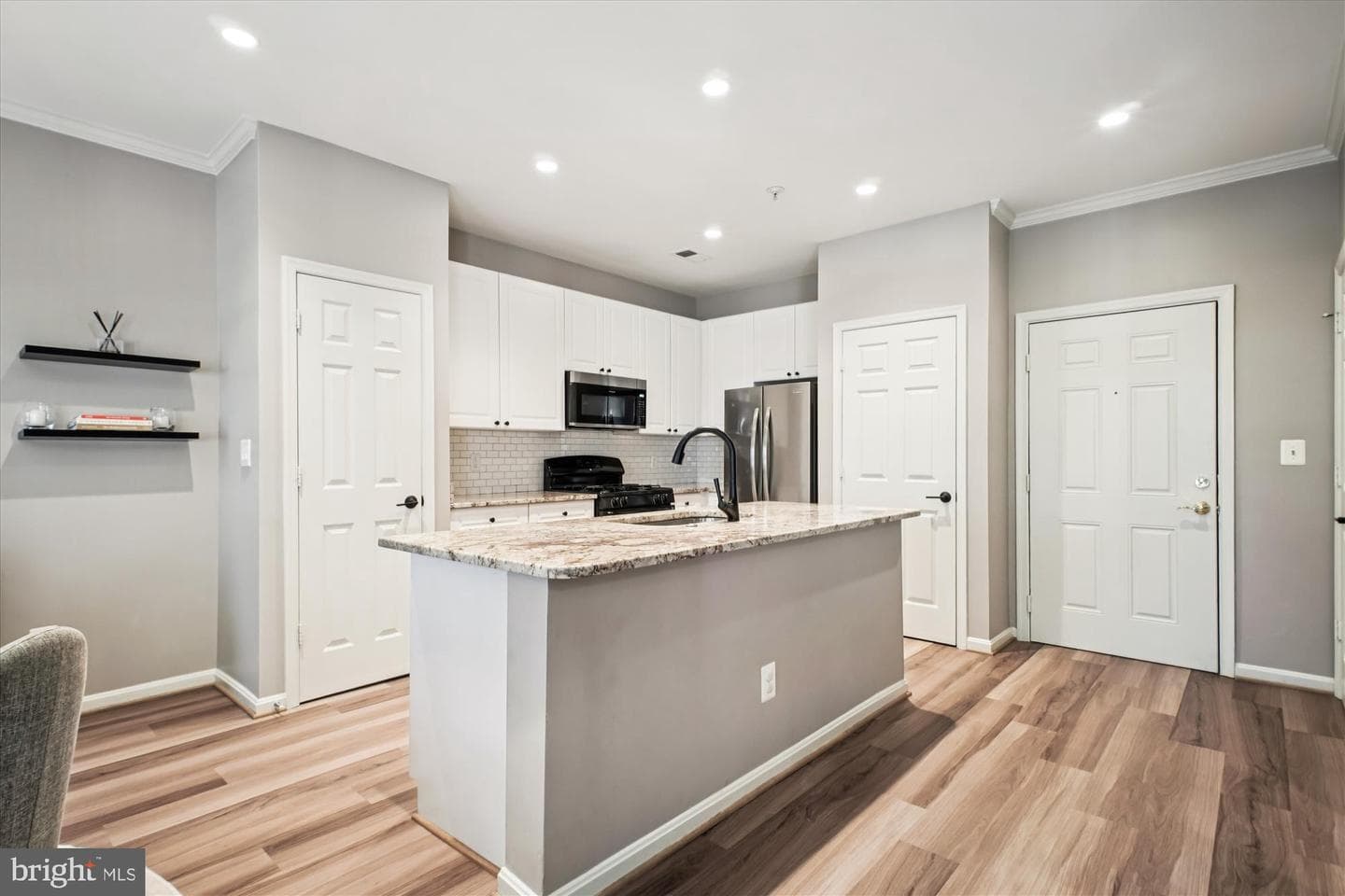 2663 Manhattan Place #310 photo 9