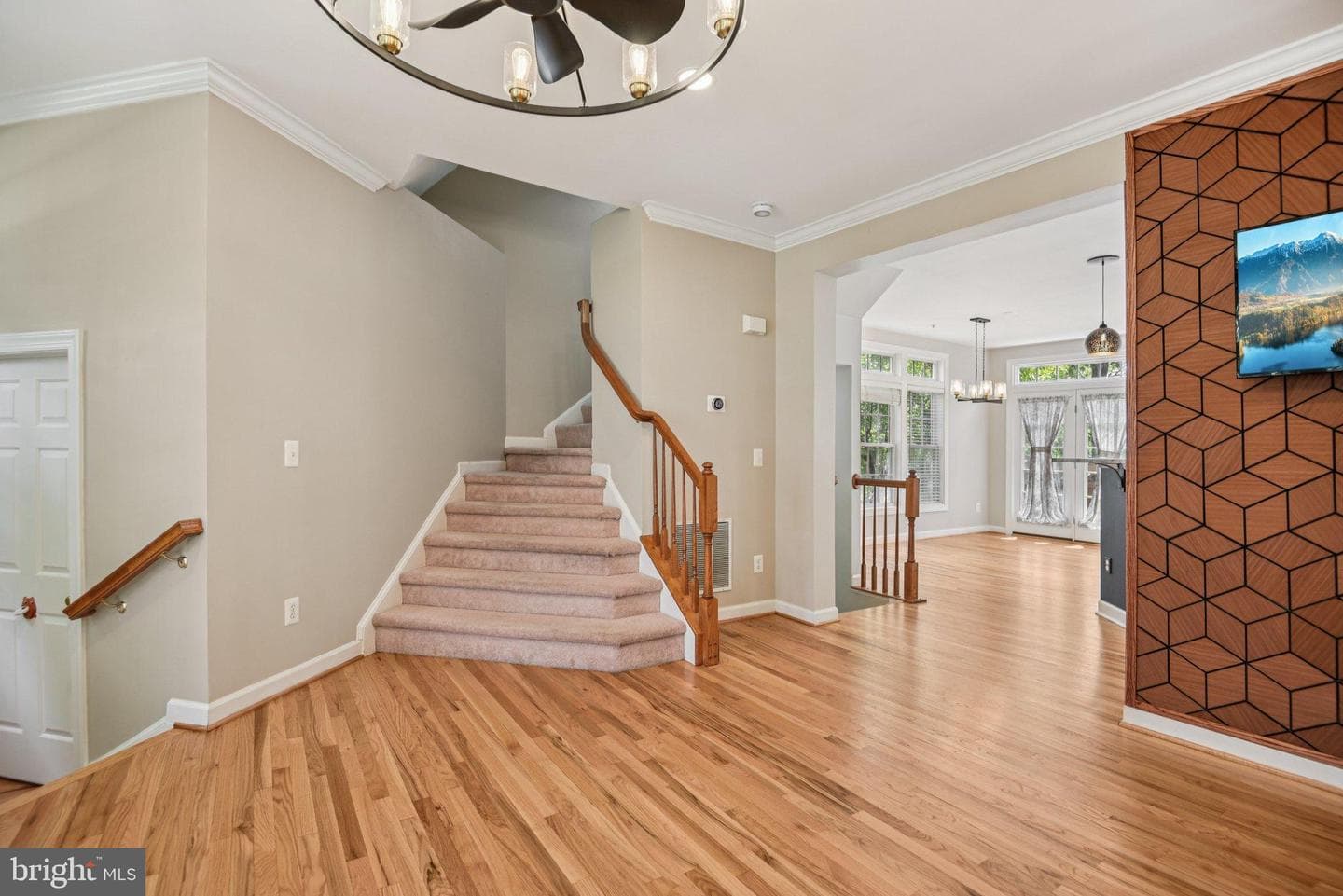 8154 Skelton Circle photo 8
