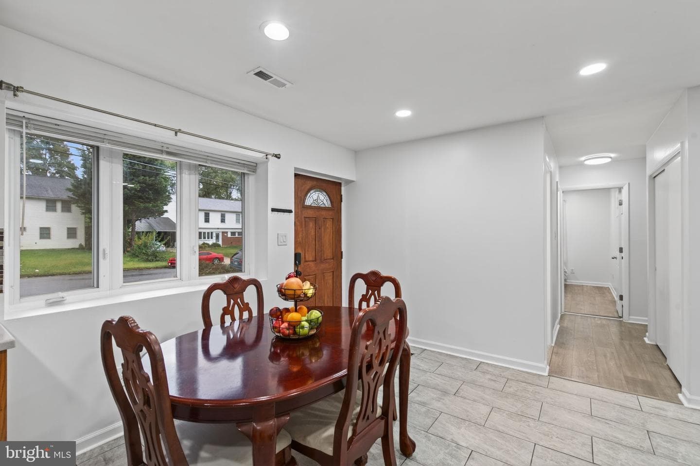 5400 Montgomery Street photo 17