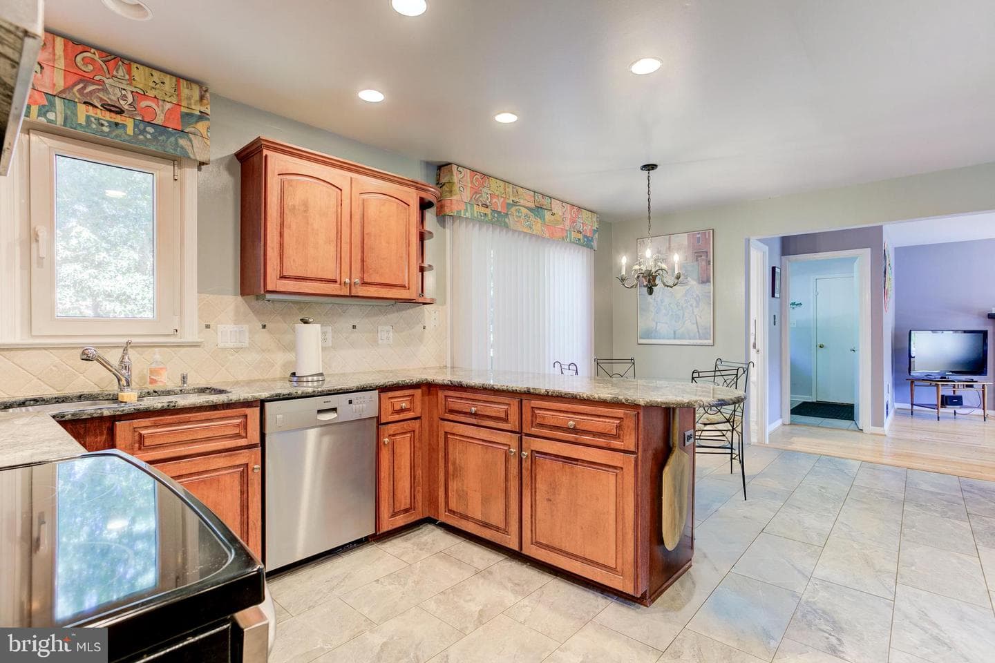 7914 Colorado Springs Drive photo 11