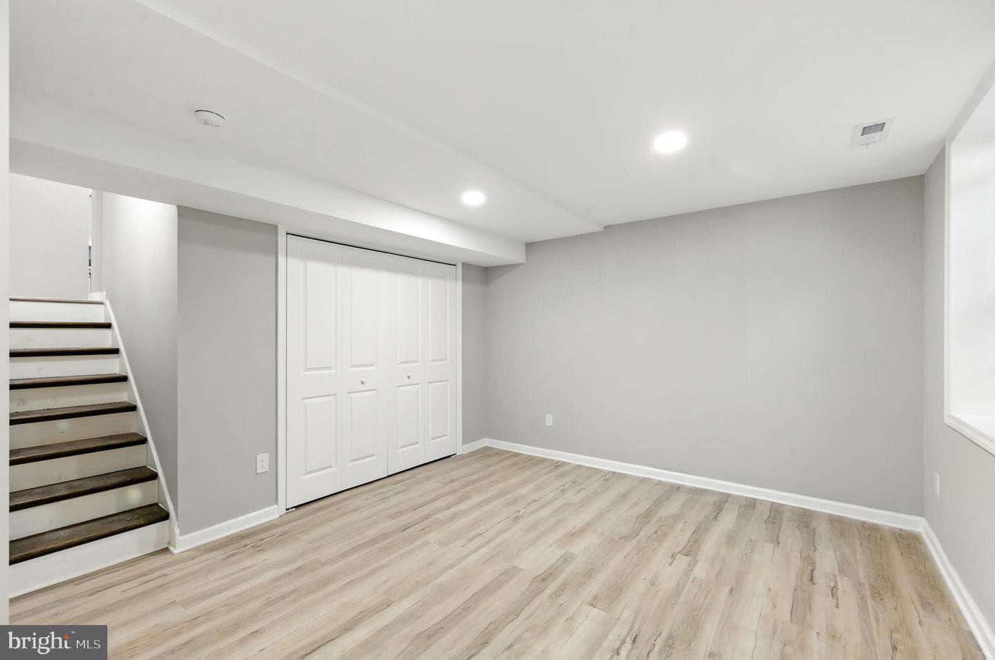 8602 Cushman Place photo 37