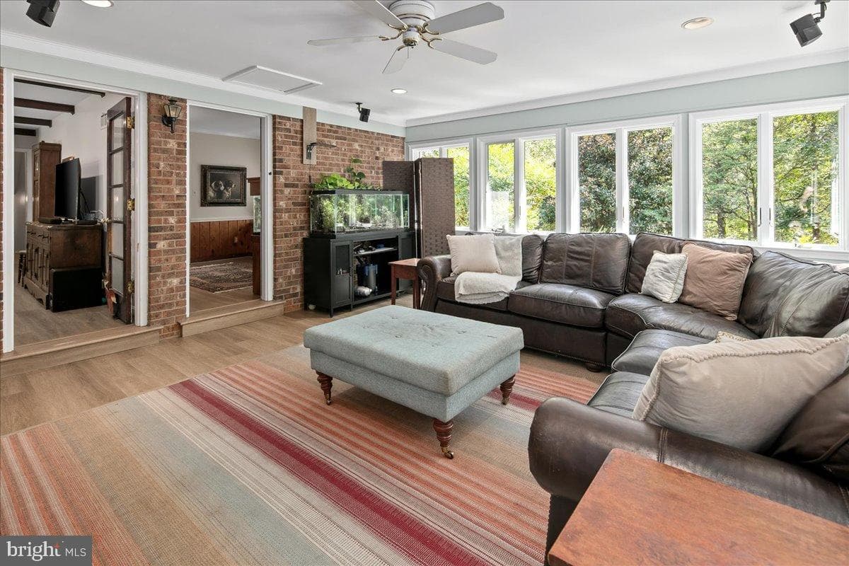 12421 Henderson Road photo 28