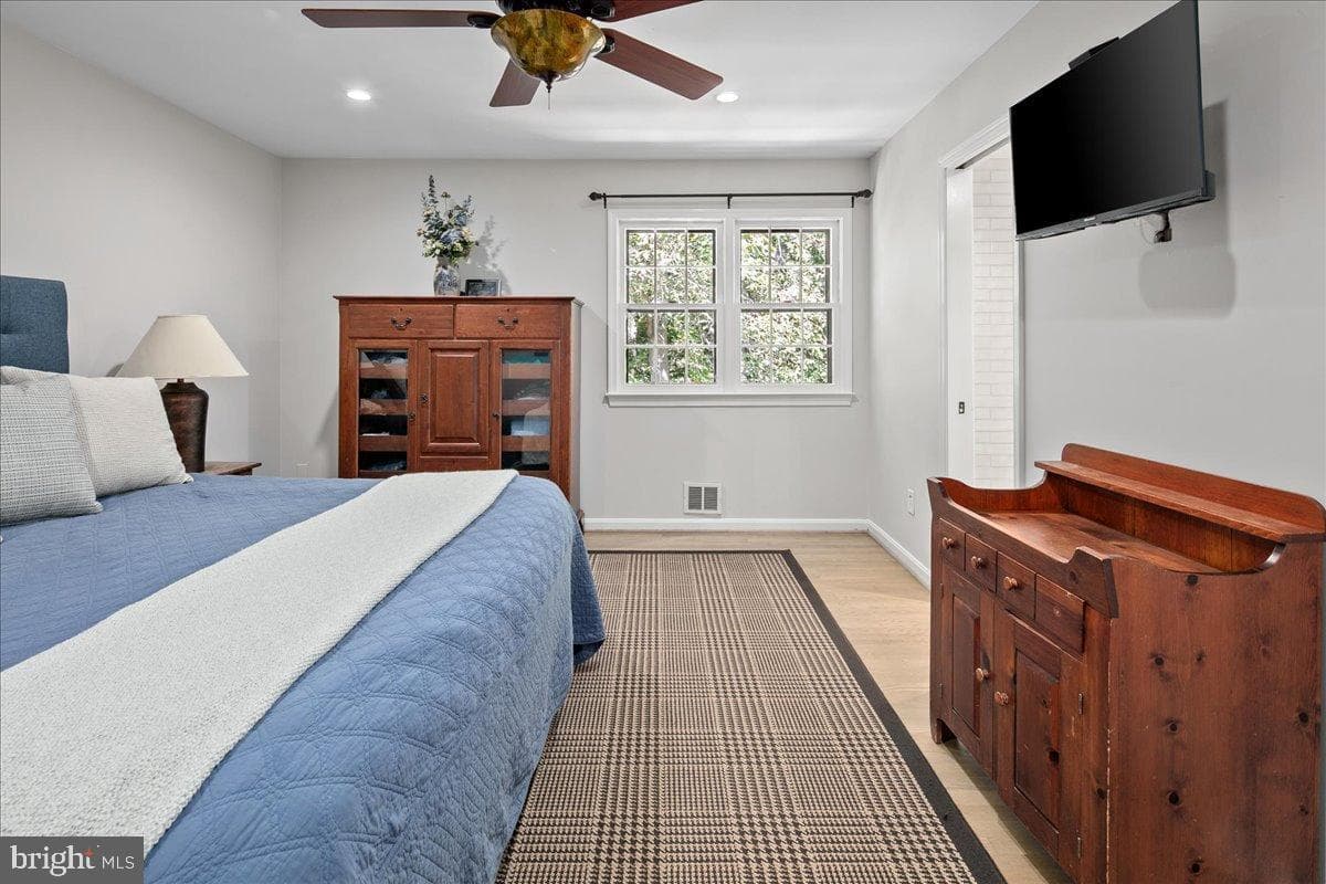 12421 Henderson Road photo 35