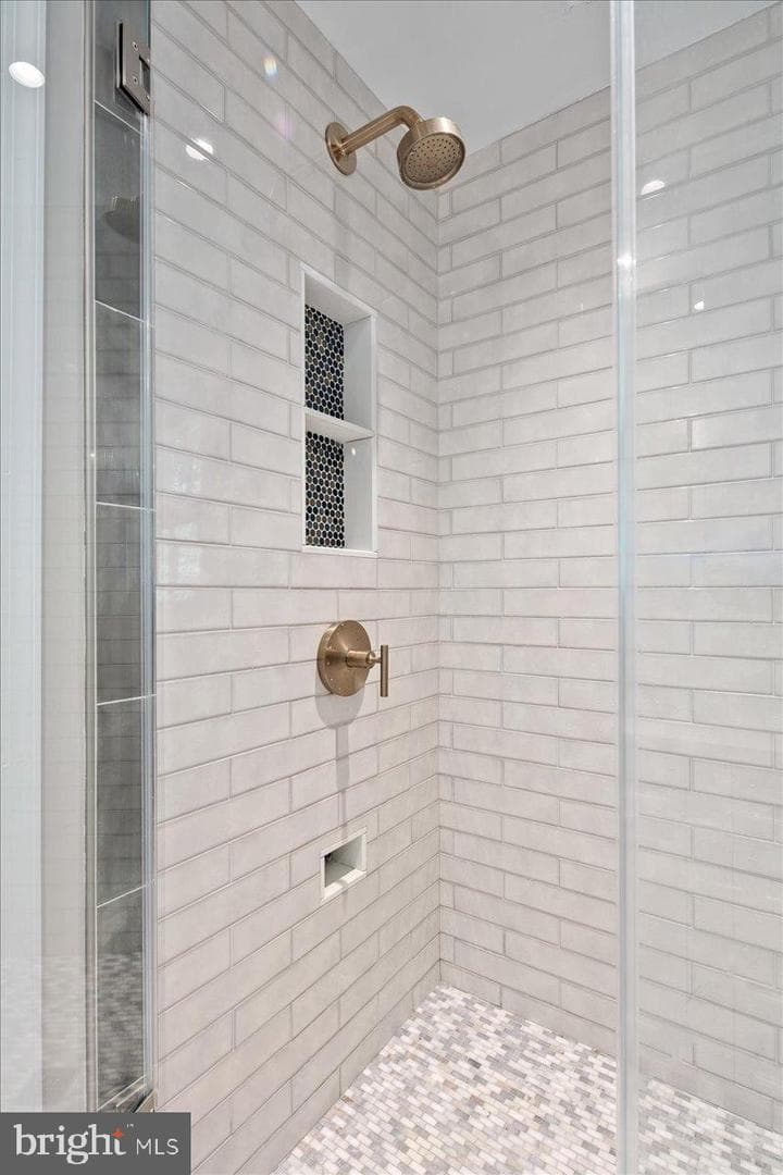 12421 Henderson Road photo 40