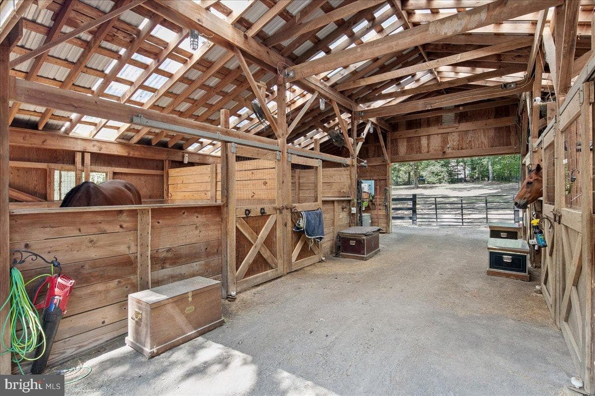 12421 Henderson Road photo 69