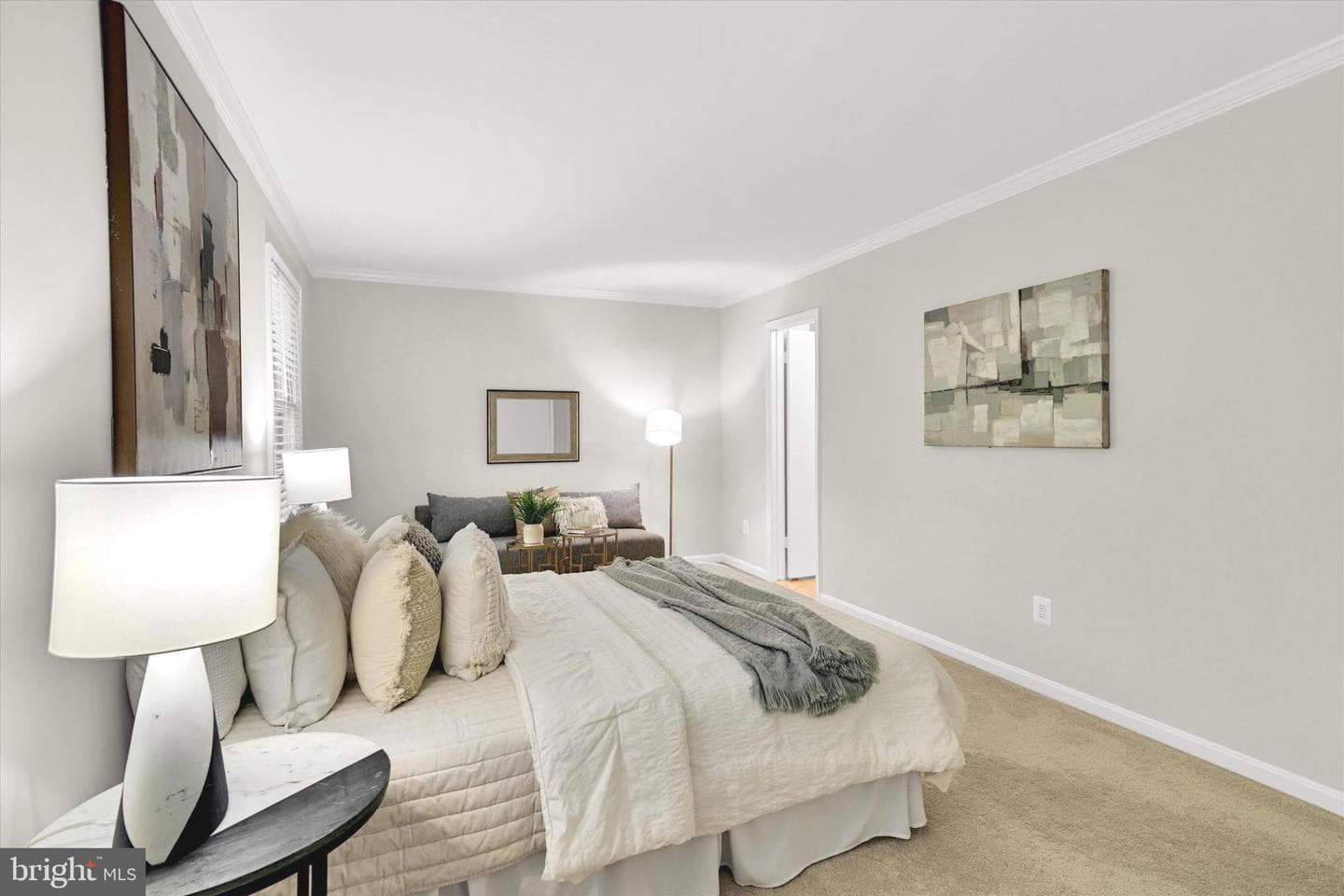 2918 Oakborough Square photo 19