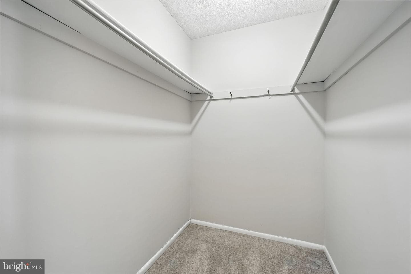 2059 Huntington Avenue #503 photo 22
