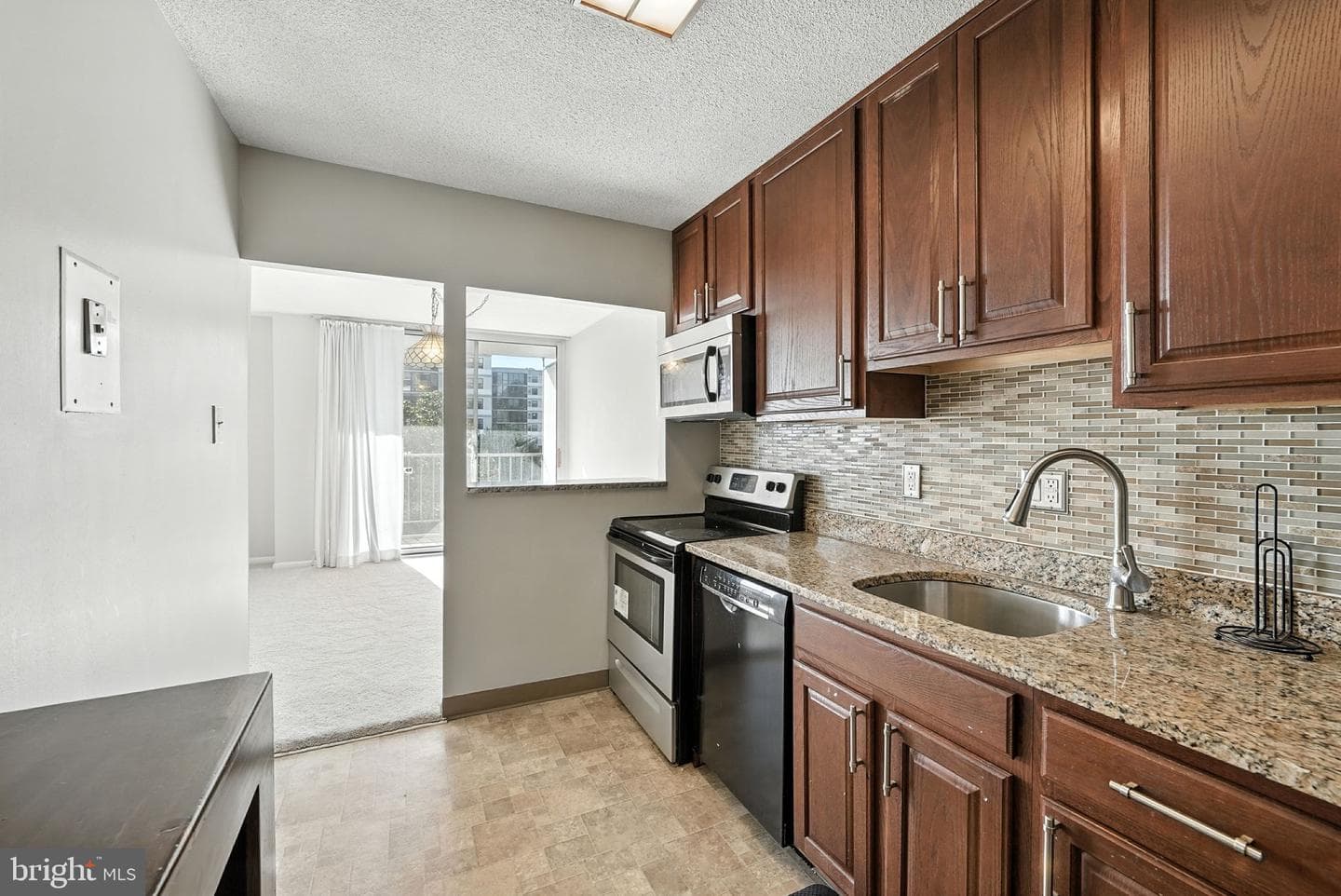 2059 Huntington Avenue #503 photo 8