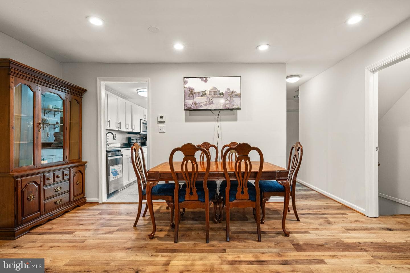 6465 Blarney Stone Court photo 8