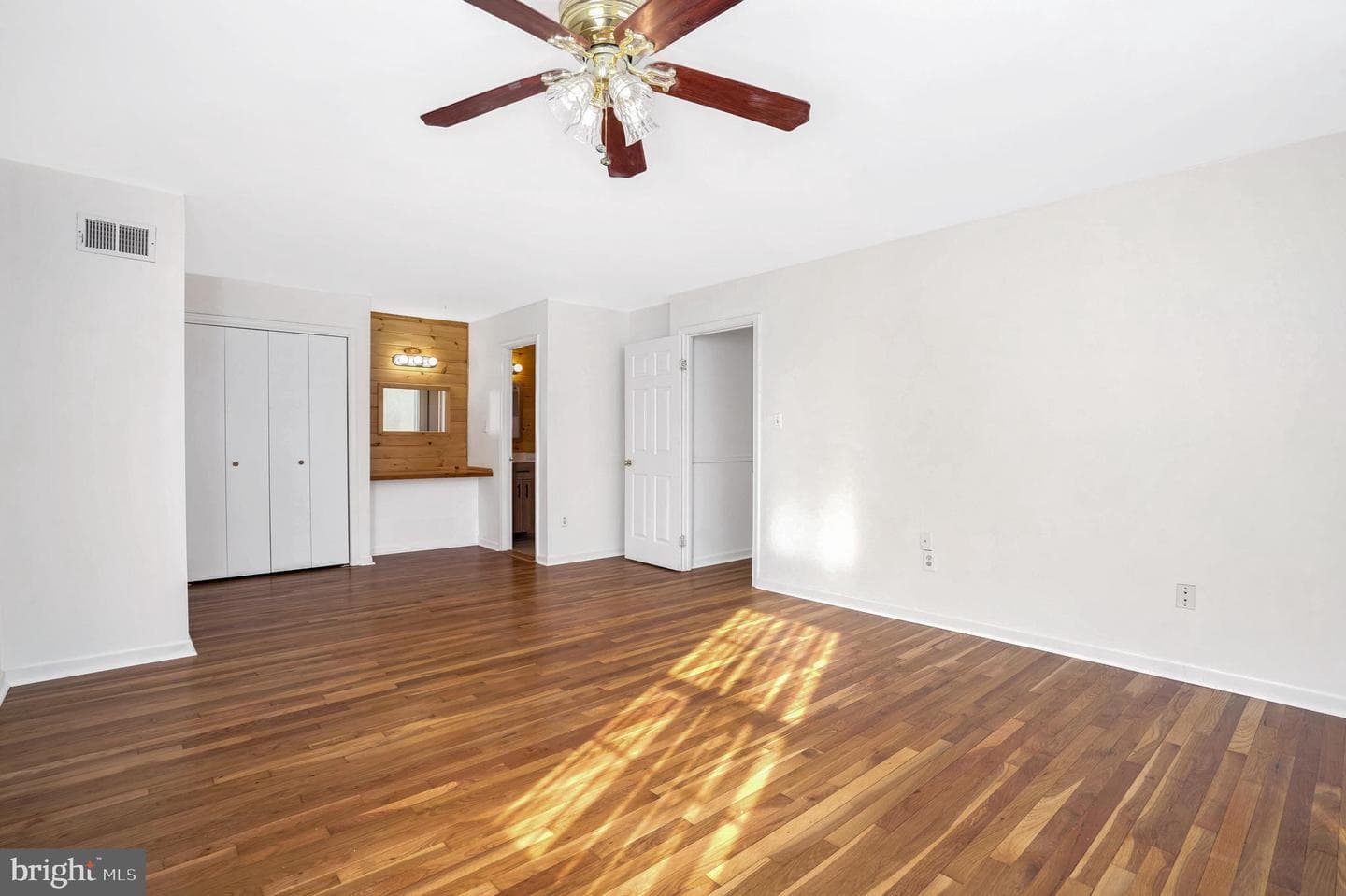6710 Red Jacket Road photo 31