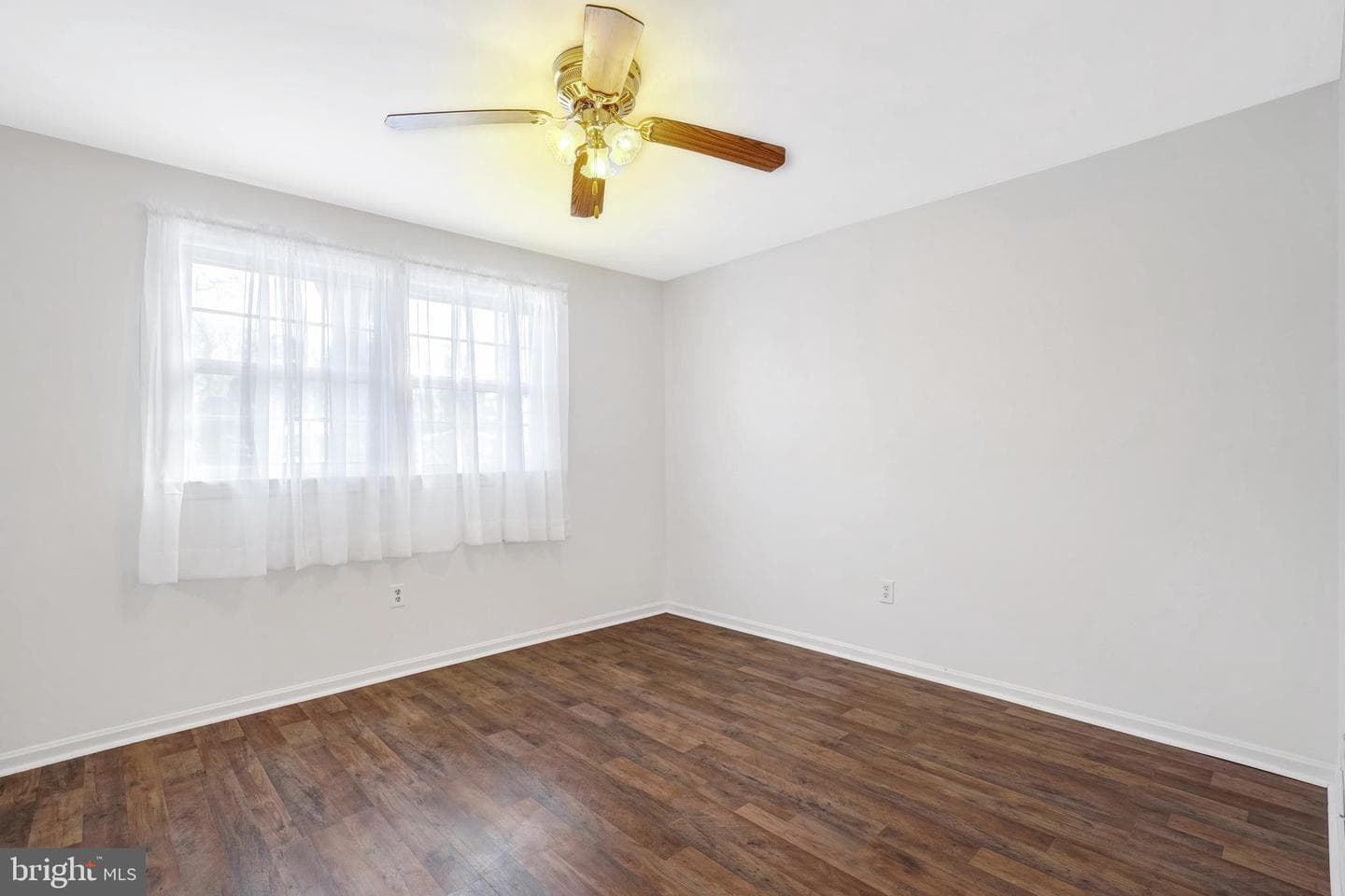 6710 Red Jacket Road photo 7