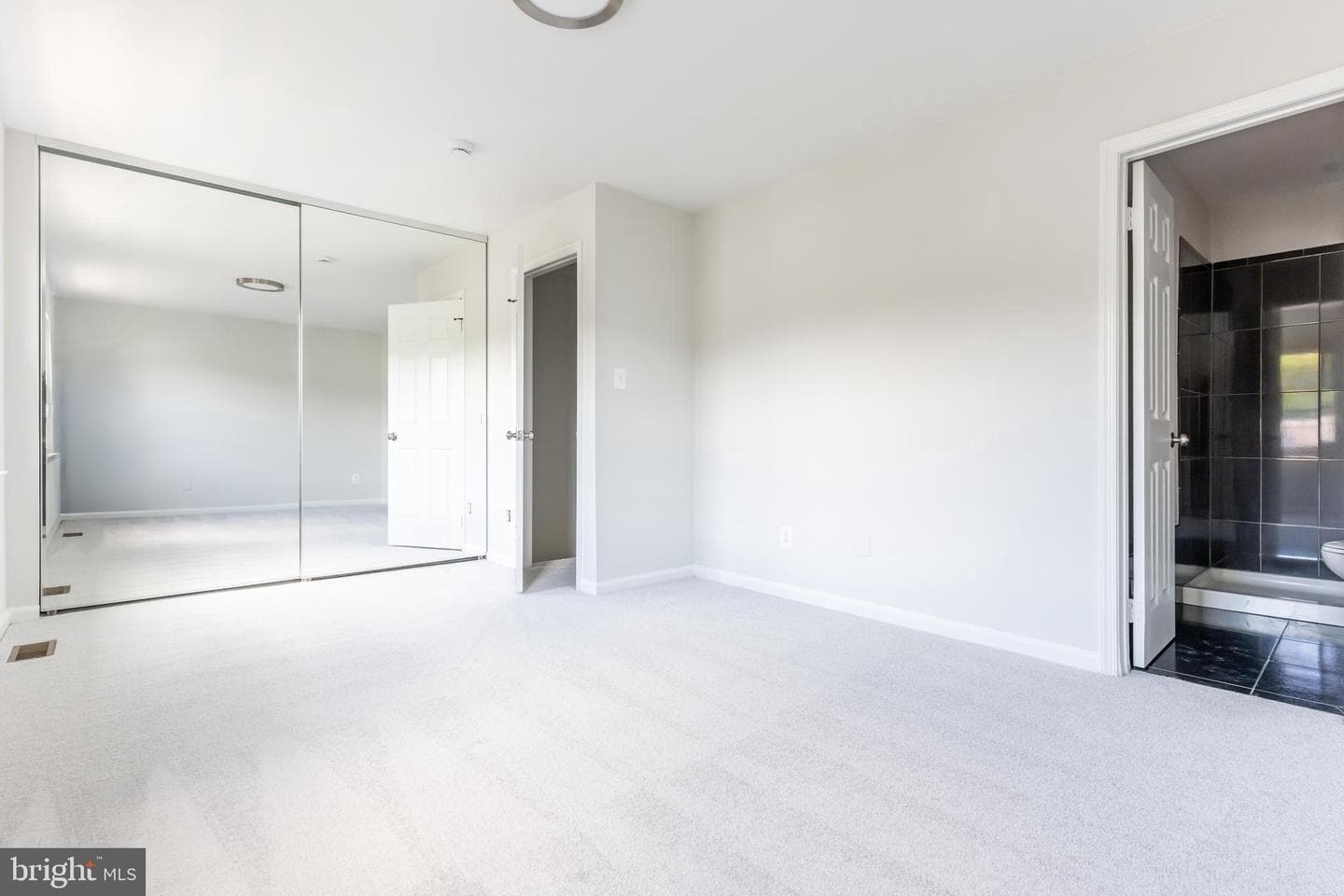 5505 Woodlawn Manor Court photo 24