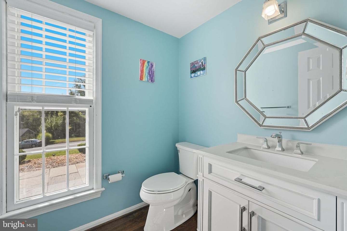 10218 Tamarack Drive photo 7