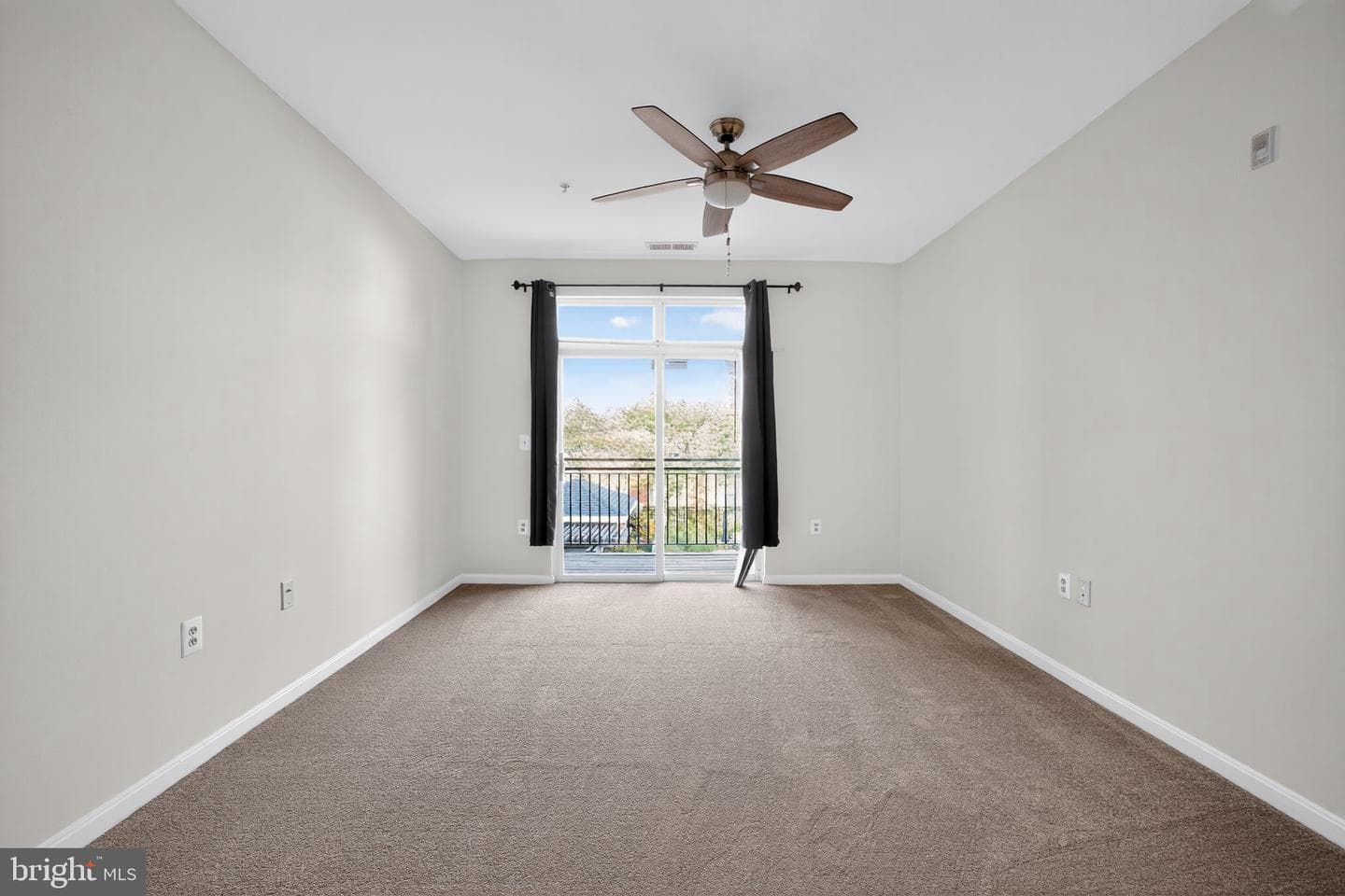 2655 Prosperity Avenue #251 photo 19