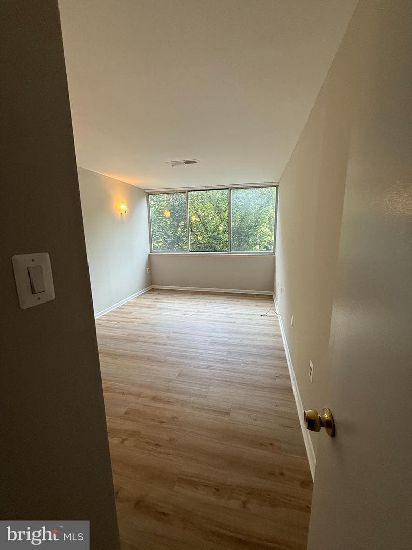 4360 Ivymount Court #28 photo 8