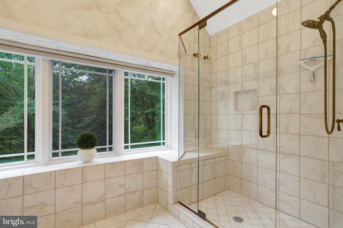 10510 Henderson Road photo 29
