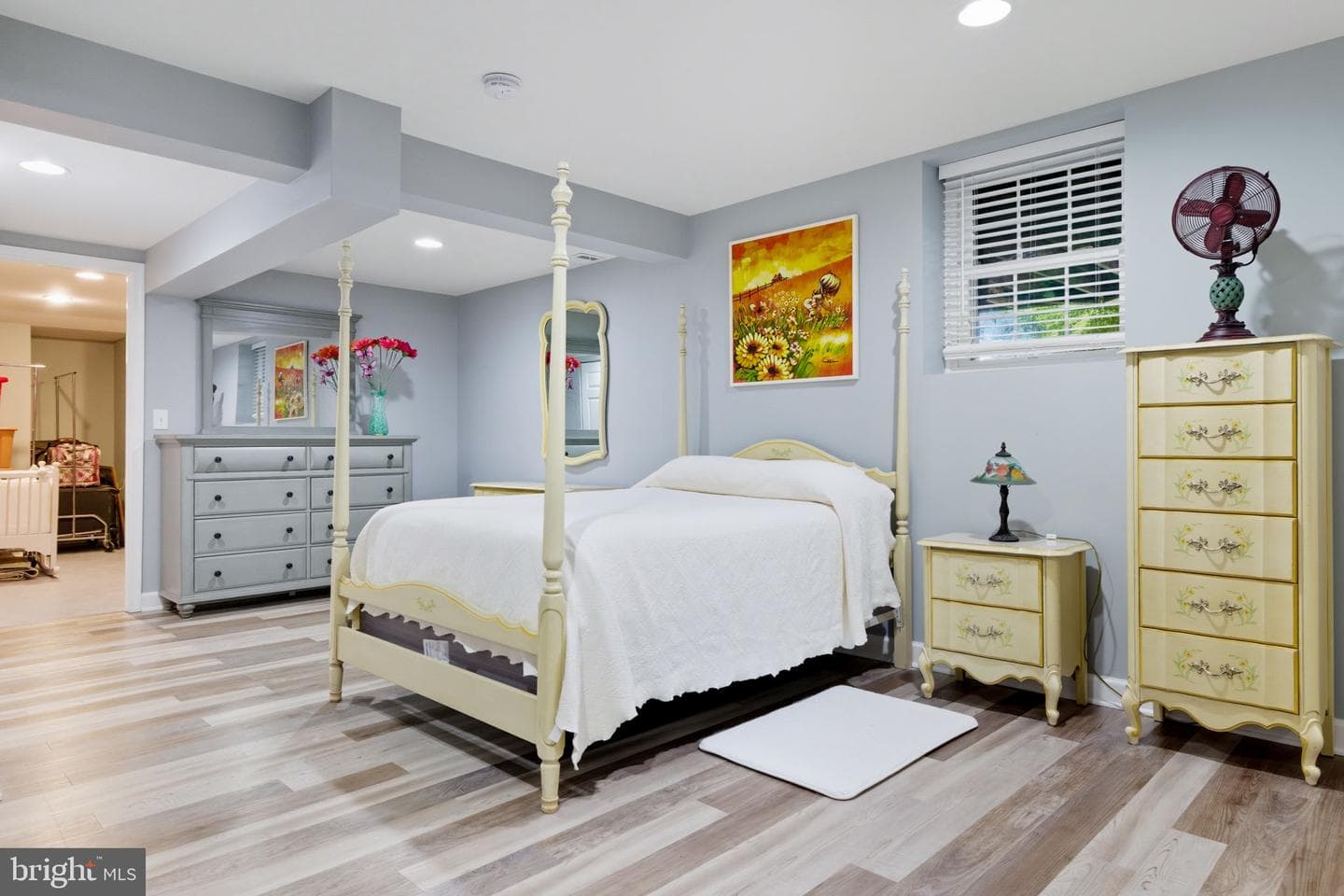 13104 Meadow Hall photo 38