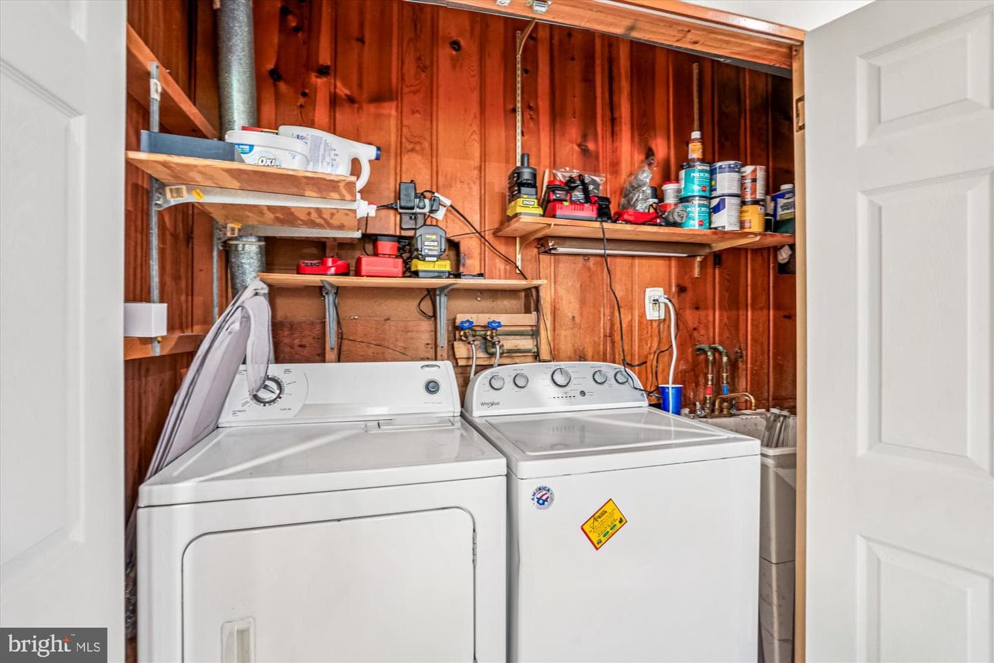 6108 Dorchester Street photo 17