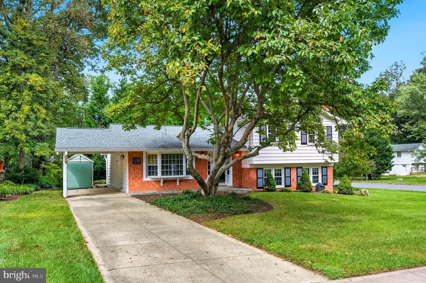 1722 Pine Valley Drive photo 3