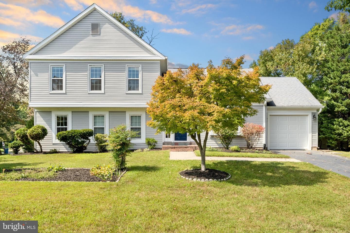 5506 Great Tree Court photo 3
