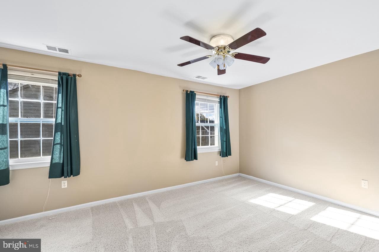 312 Holly Court photo 15
