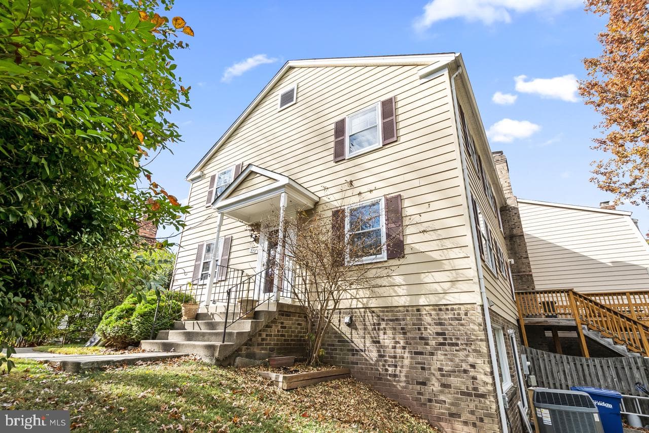 312 Holly Court photo 26
