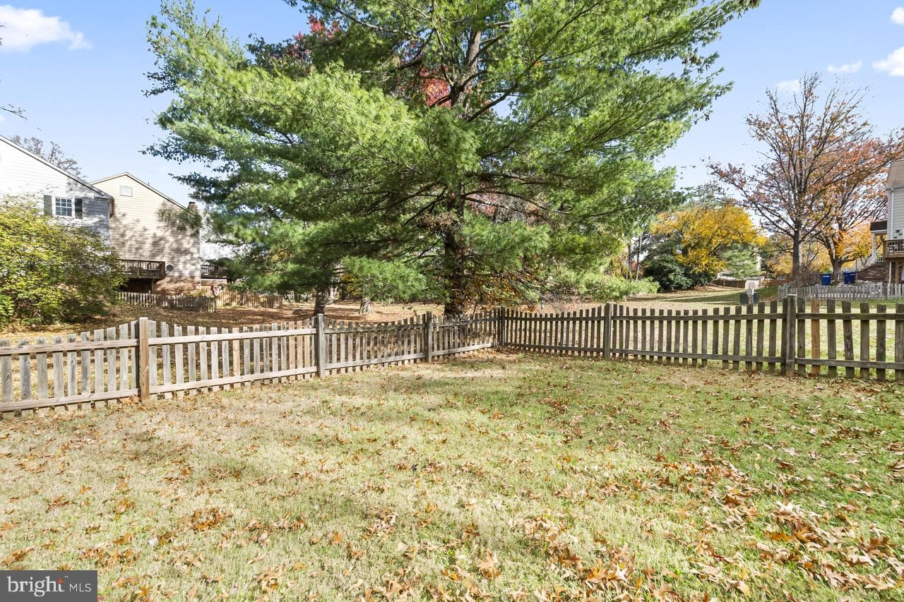 312 Holly Court photo 29