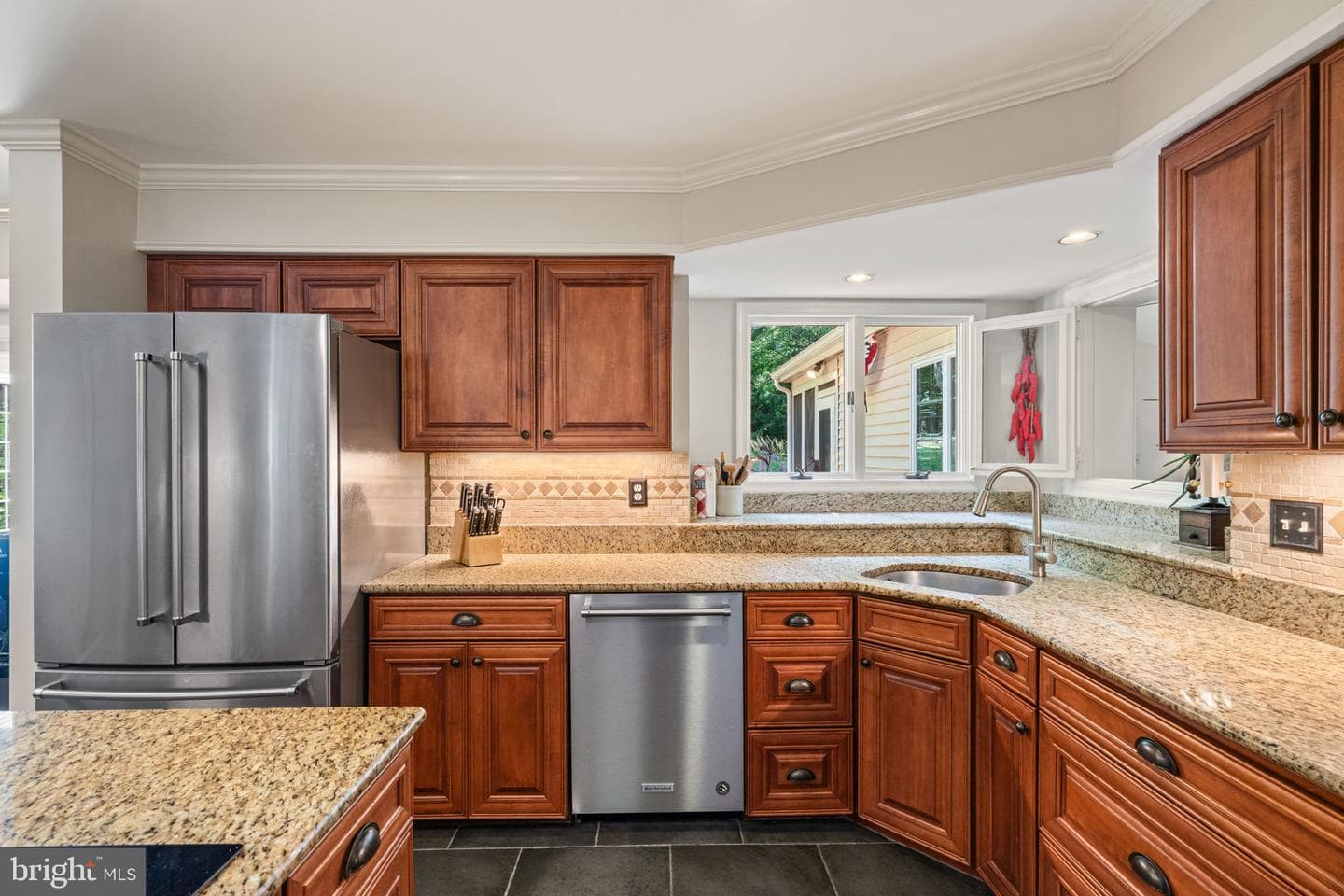 6805 Old Stone Fence Road photo 11