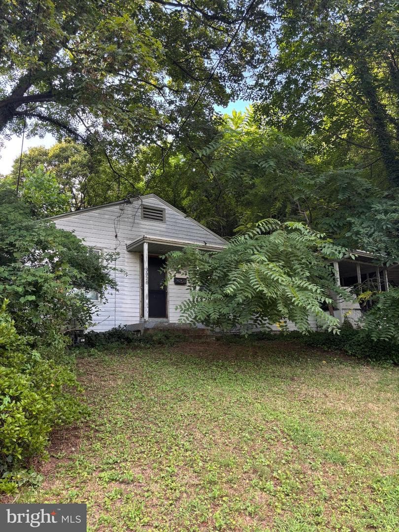 3020 Fredsen Place photo 2