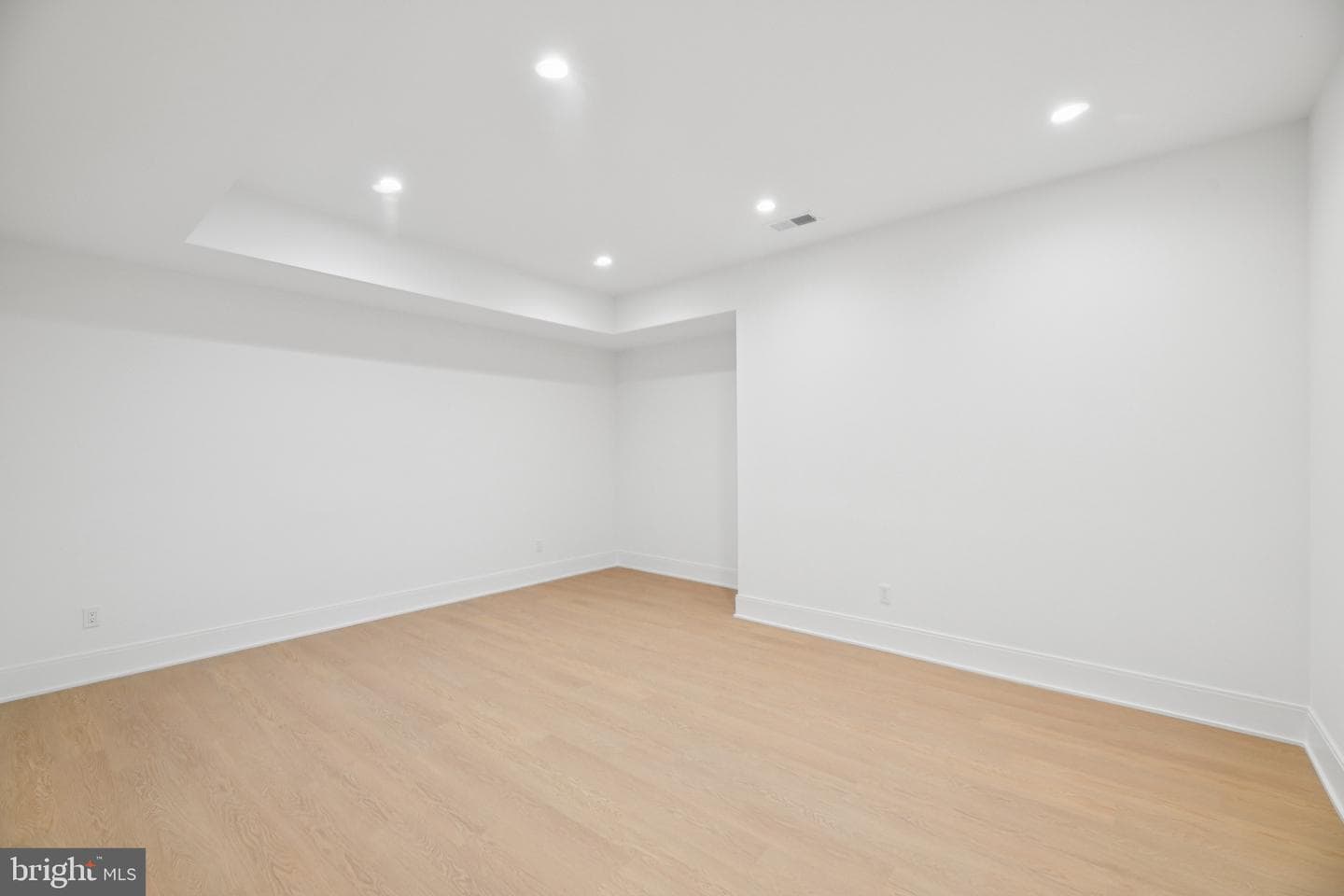1039 Harriman Street photo 74