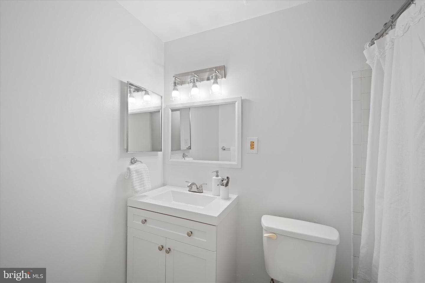 7613 Lee Highway #302 photo 11