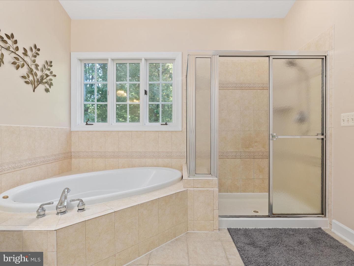 8590 Beatrice Court photo 26