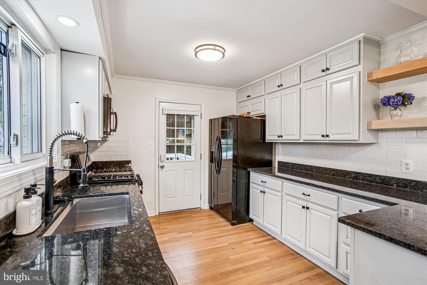 5808 Ash Drive photo 9