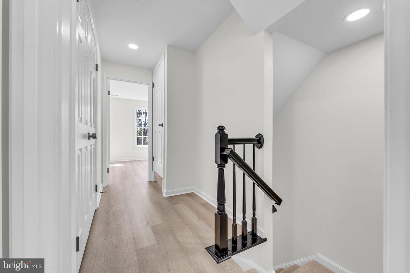 7804 Gum Springs Village Drive photo 28