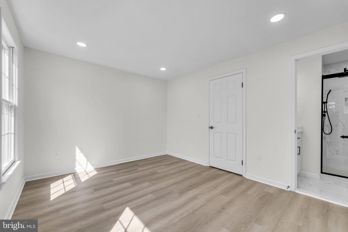 7804 Gum Springs Village Drive photo 34