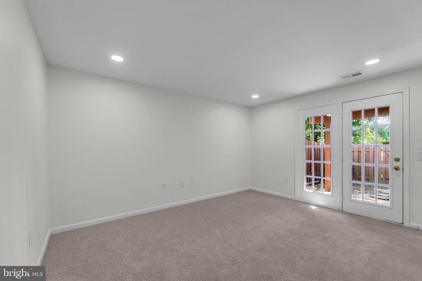 7804 Gum Springs Village Drive photo 44