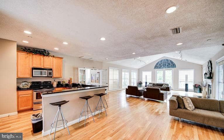 1541 Lincoln Way #201a photo 21
