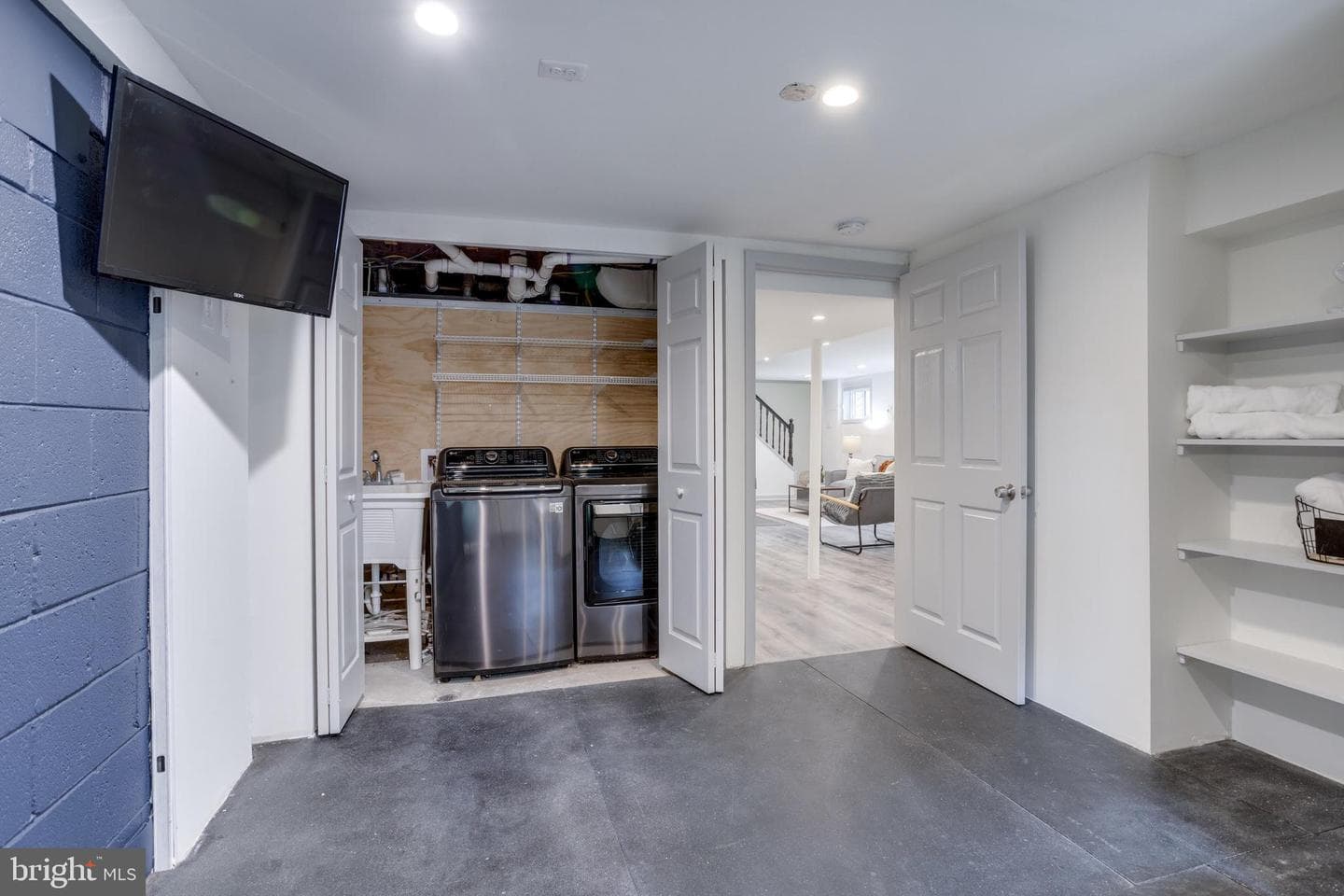 7520 Murillo Street photo 42