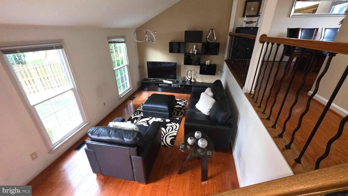 5834 Stone Ridge Drive photo 28