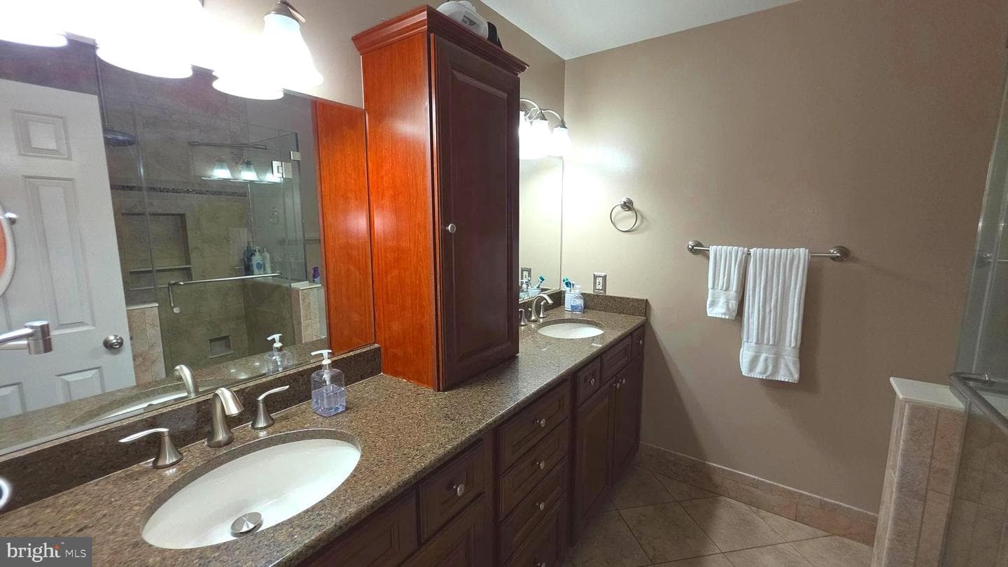 5834 Stone Ridge Drive photo 36