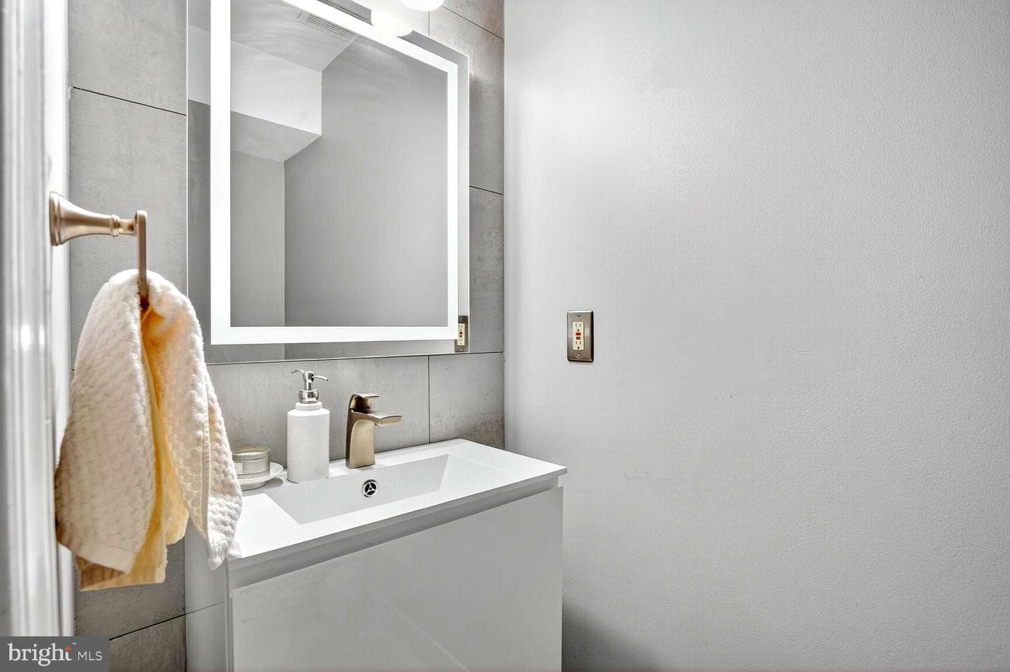 5834 Stone Ridge Drive photo 54