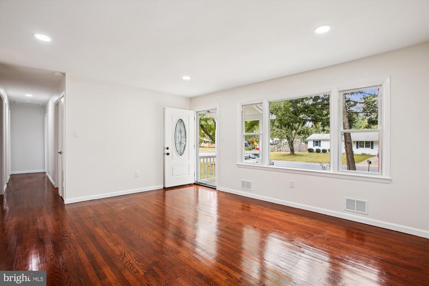 4403 Wyres Street photo 10