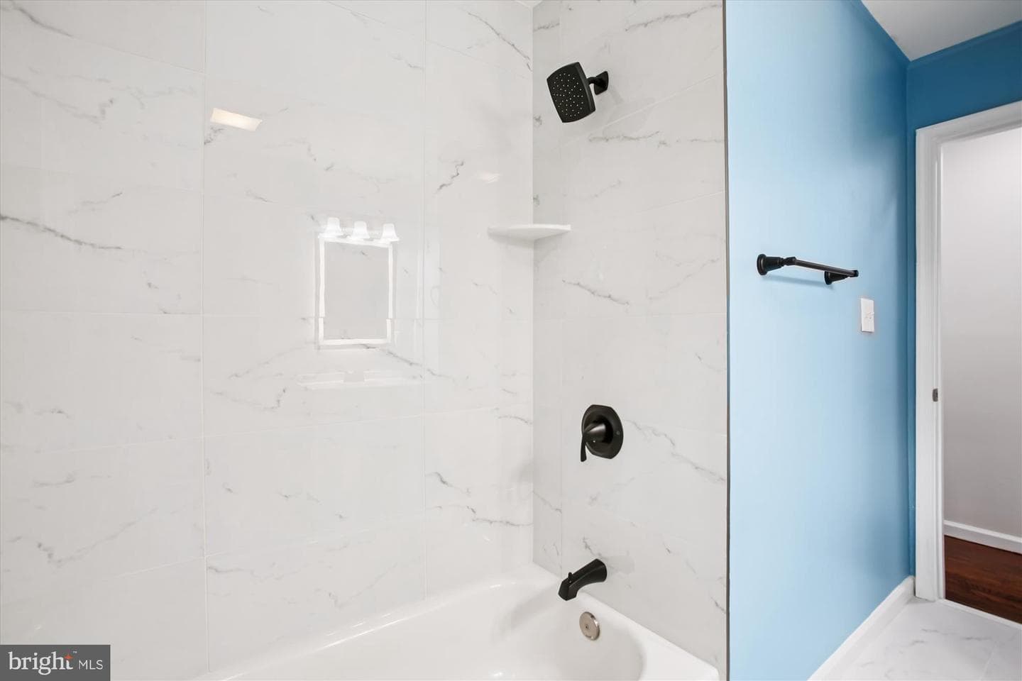 4403 Wyres Street photo 22