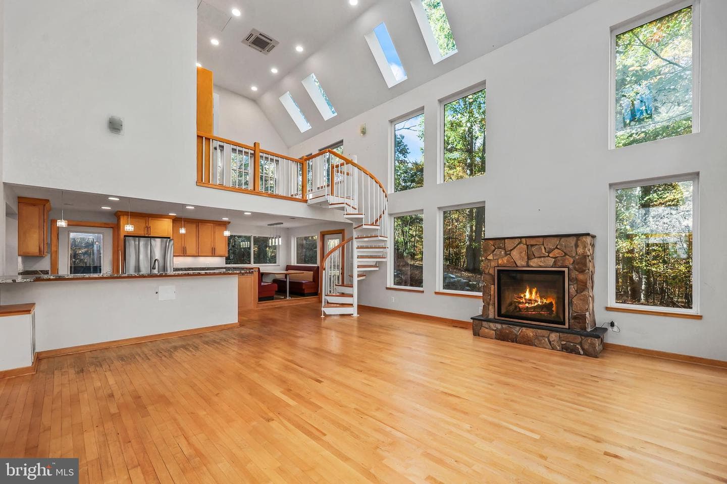 10450 Hunter View Road photo 8