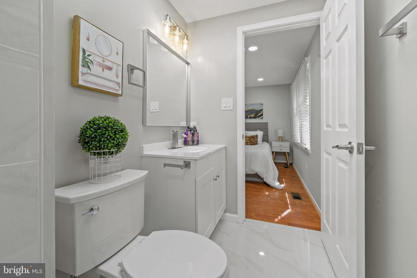 6122 Mantle Road photo 23