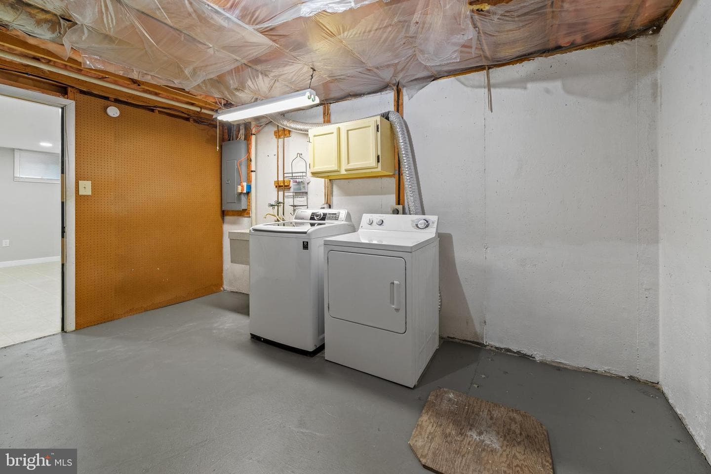 6122 Mantle Road photo 35