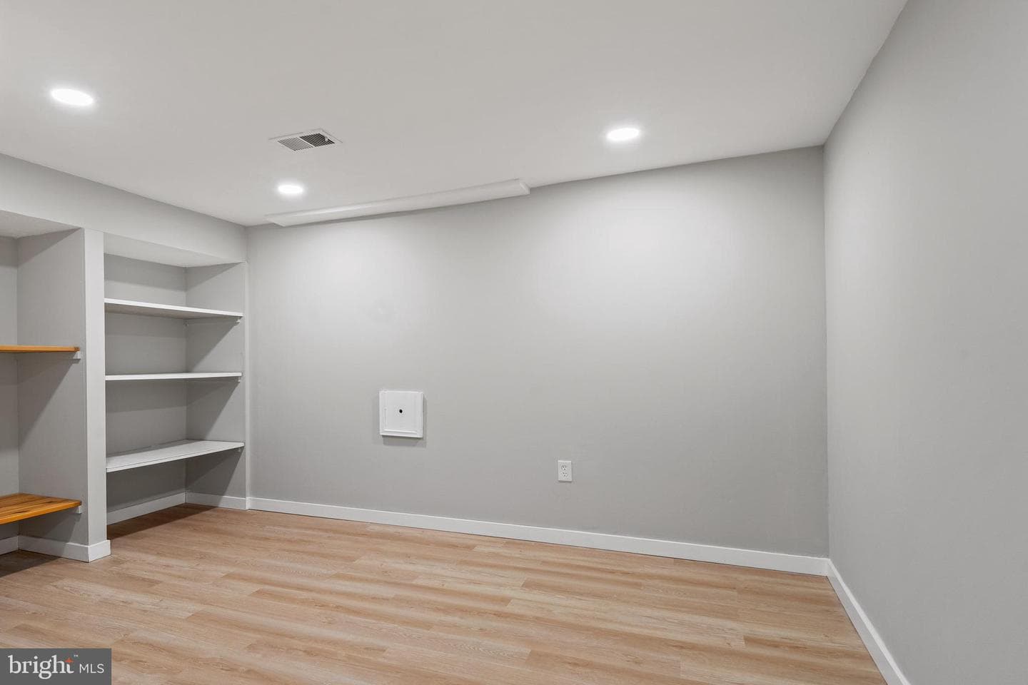 6122 Mantle Road photo 36