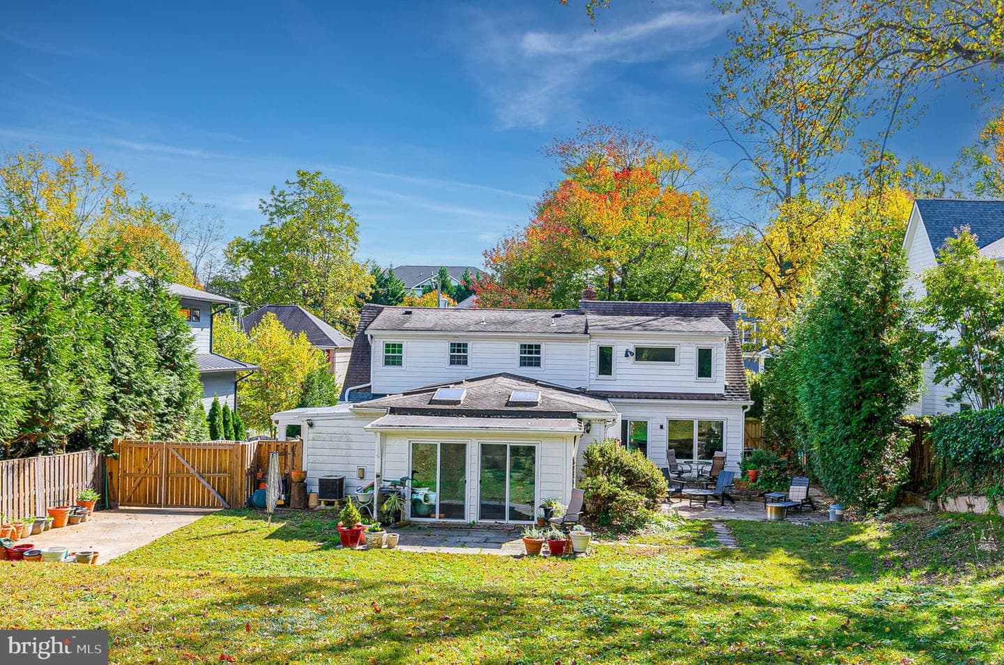 111 Ayr Hill Avenue NW photo 45