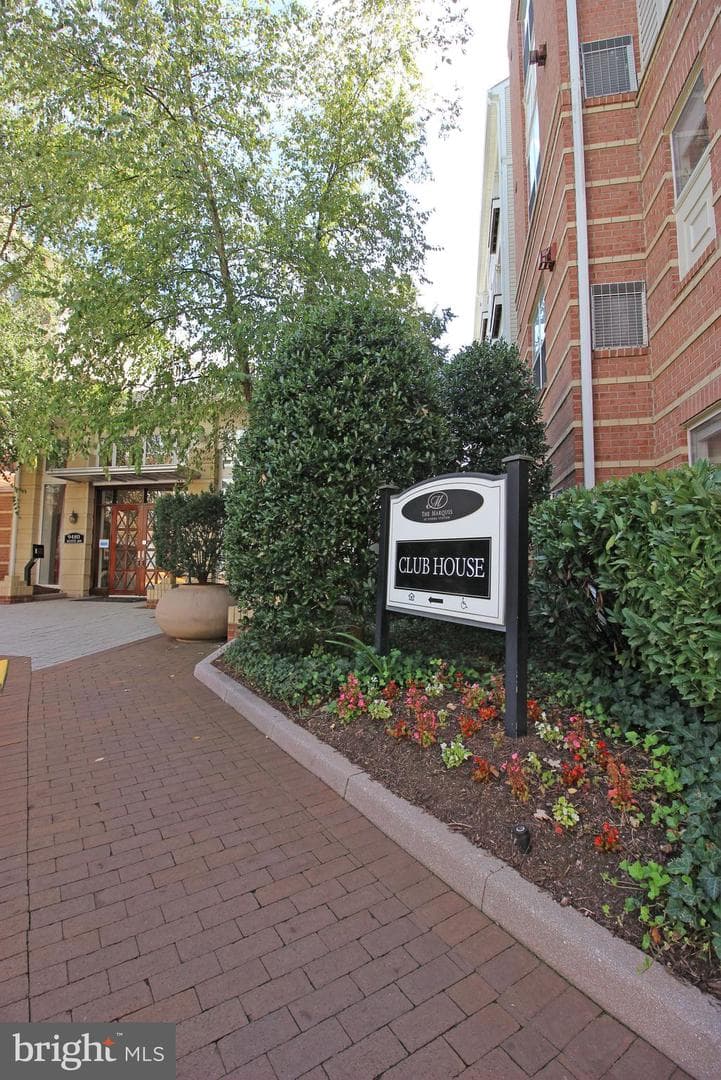 9486 Virginia Center Boulevard #203 photo 34